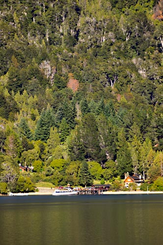 Puerto Limonao en Parque Nacional Los Alerces